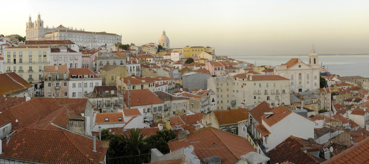 Alfama 44 Apartamento *